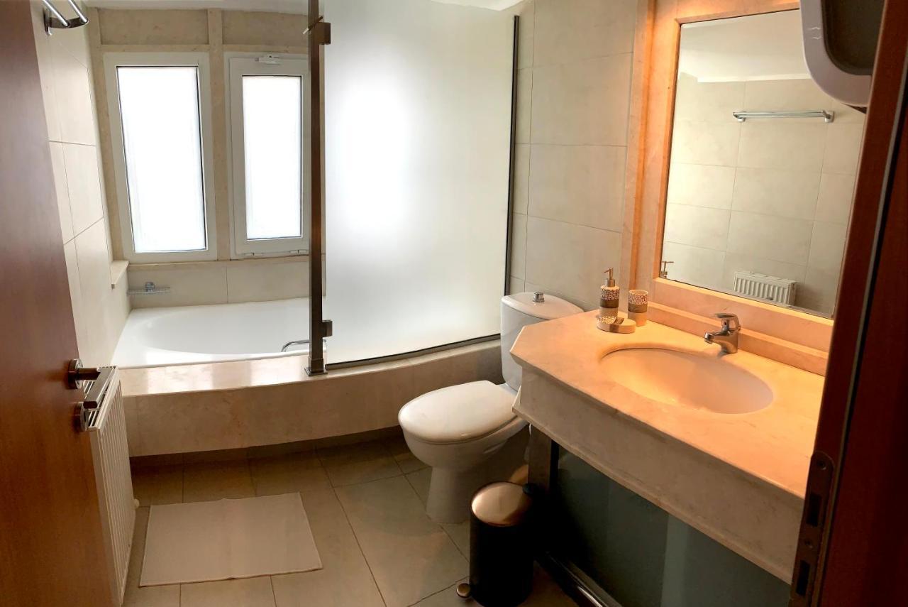 A&b And Appartement Ialysos (Rhodes)