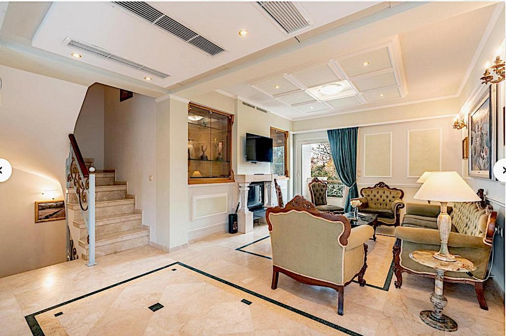 Appartement A&b And