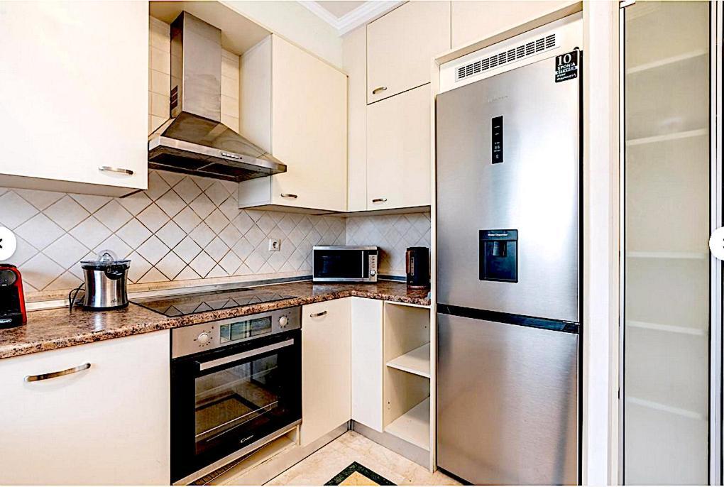 A&b And Apartment *